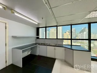 出租 办公室 在 Watthana, 曼谷