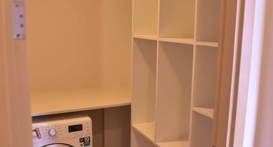 For sale 2 bedrooms condo in Khlong Toei, Bangkok