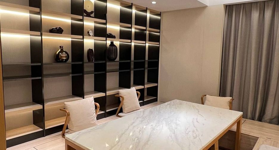 À vendre 3 chambres condo à Khlong Toei, Bangkok