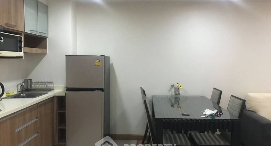 Condo en alquiler de 1 habitaciones en Watthana, Bangkok