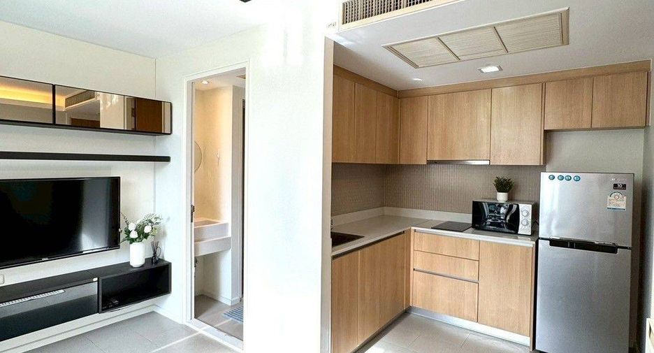 For rent 1 bed condo in Watthana, Bangkok