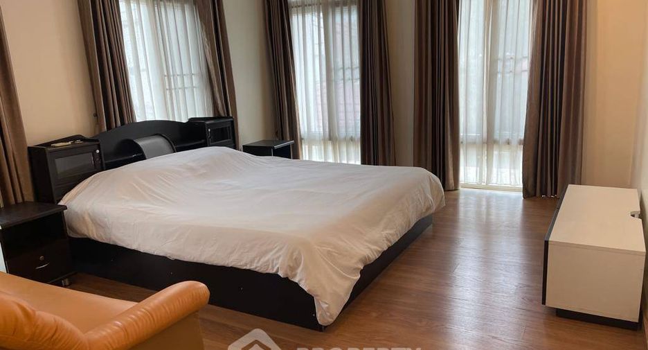 ให้เช่า 3 ห้องนอน คอนโด ใน วัฒนา, กรุงเทพฯ