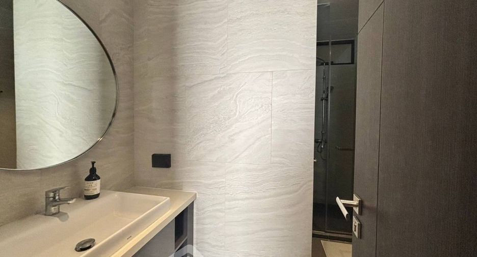 For rent 2 ベッドルーム condo in Watthana, Bangkok