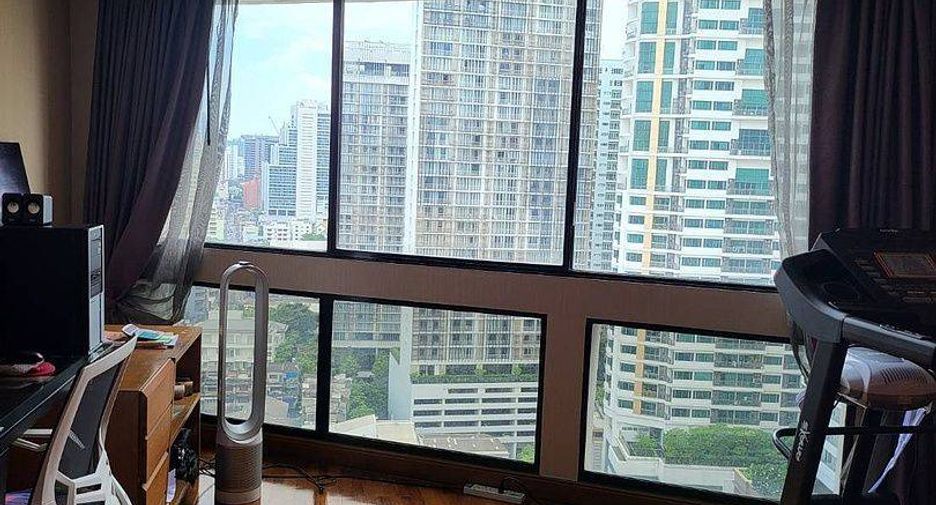 À louer 3 chambres condo à Khlong Toei, Bangkok
