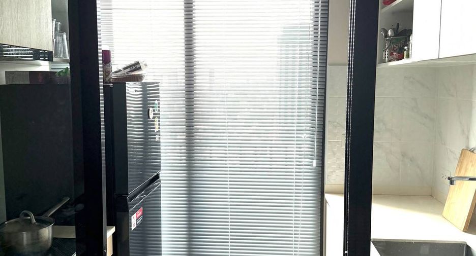 À vendre 1 chambre condo à Huai Khwang, Bangkok