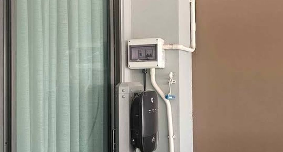For sale 3 ベッドルーム townhouse in Saphan Sung, Bangkok