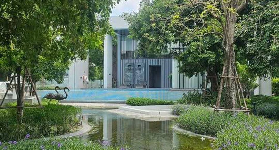 For sale 3 ベッドルーム townhouse in Saphan Sung, Bangkok