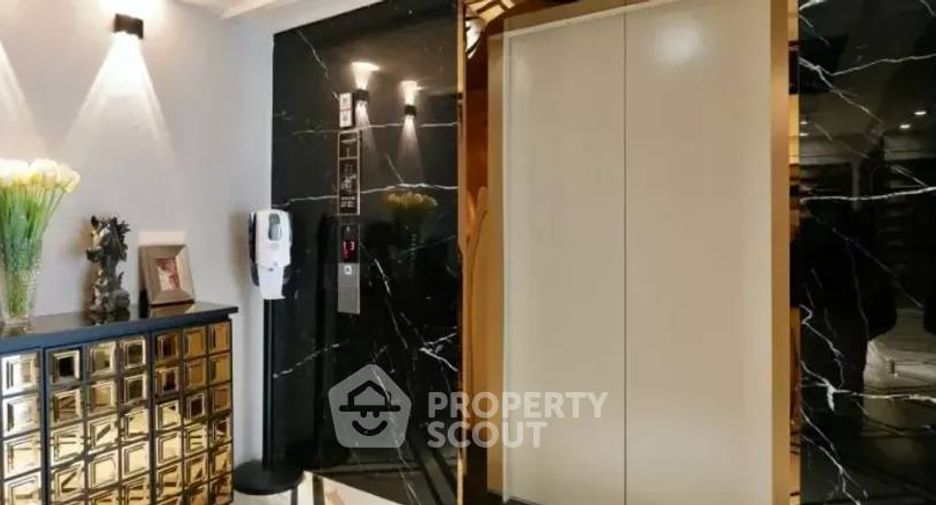 Продажа 2 спальни кондо в Банг Кхо Лаем, Бангкок