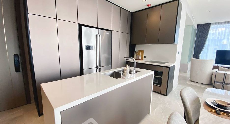 For rent そして for sale 3 ベッドルーム condo in Khlong Toei, Bangkok