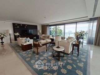 Аренда и продажа 4 спальни кондо в Патхум Щан, Бангкок
