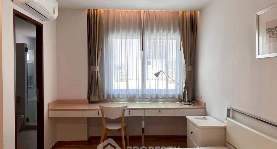 Аренда и продажа 3 спальни кондо в Пхра Кханонг, Бангкок