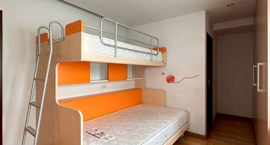Аренда и продажа 3 спальни кондо в Пхра Кханонг, Бангкок
