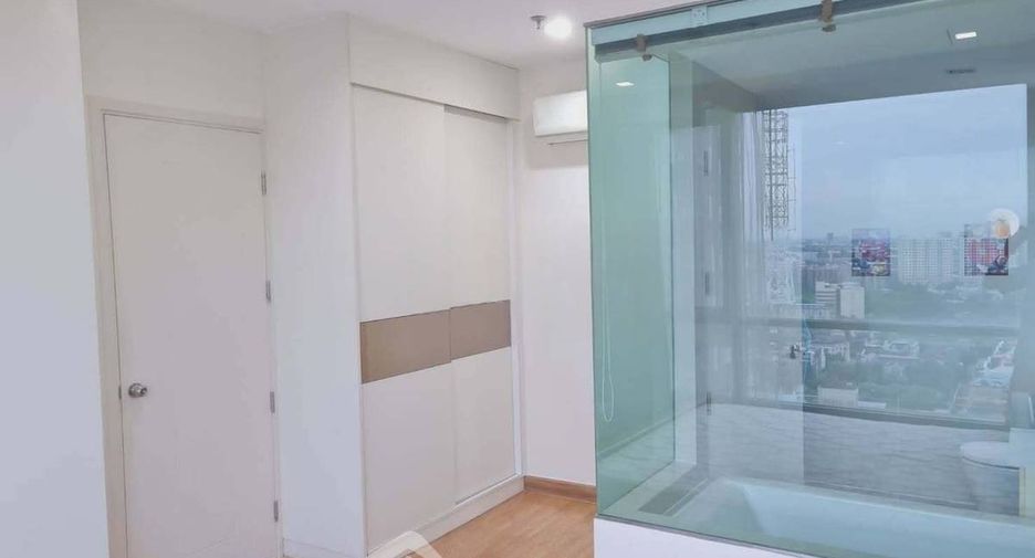 Condo en venta de 2 habitaciones en Phra Khanong, Bangkok