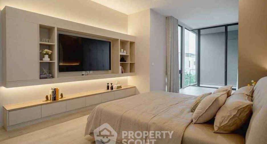 Аренда и продажа 4 спальни дом в Сапхан Сунг, Бангкок