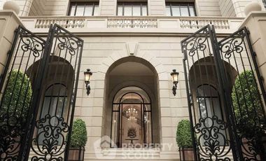 For sale 2 ベッドルーム condo in Pathum Wan, Bangkok