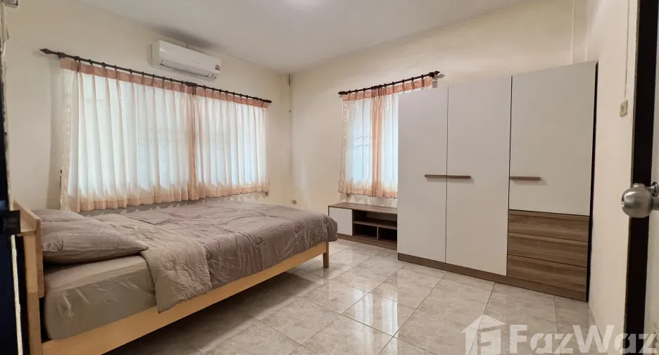 Haus zur Miete mit 3 Zimmer in Mueang Chiang Mai, Chiang Mai