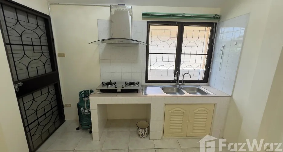 Haus zur Miete mit 3 Zimmer in Mueang Chiang Mai, Chiang Mai