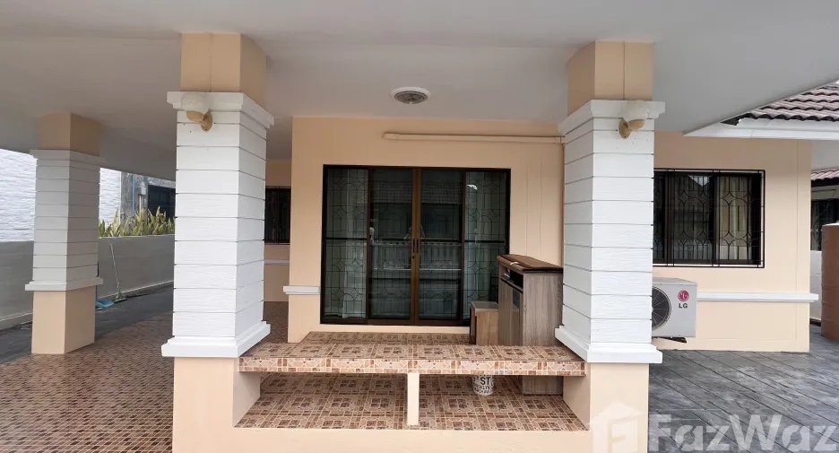 Haus zur Miete mit 3 Zimmer in Mueang Chiang Mai, Chiang Mai