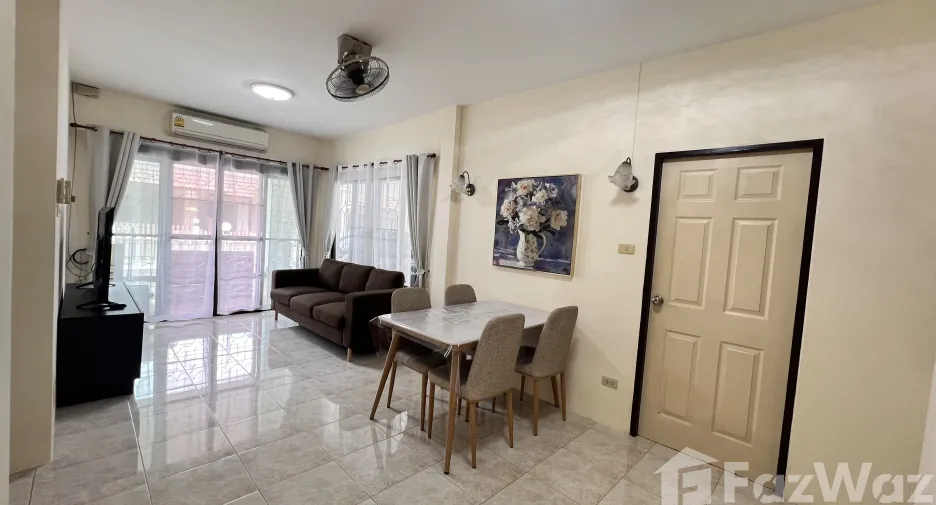 Haus zur Miete mit 3 Zimmer in Mueang Chiang Mai, Chiang Mai