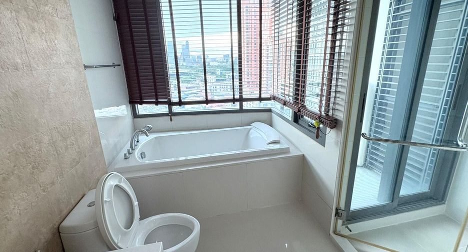 For rent そして for sale 2 ベッドルーム condo in Khlong Toei, Bangkok
