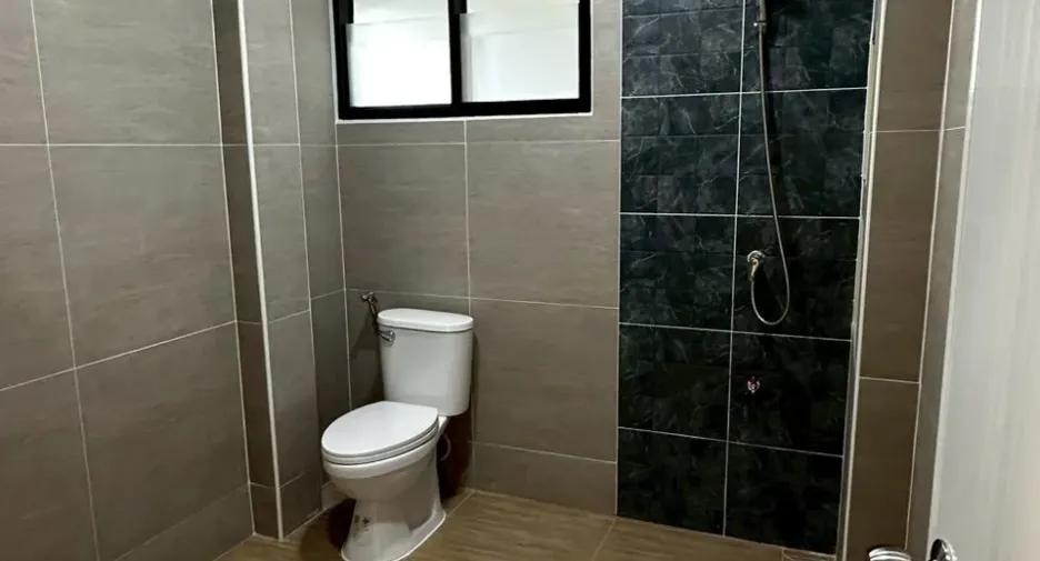 Продажа 4 спальни дом в Нонг Чок, Бангкок