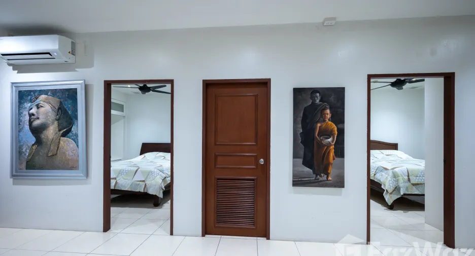 For sale 3 bedrooms apartment in Pratumnak, Pattaya