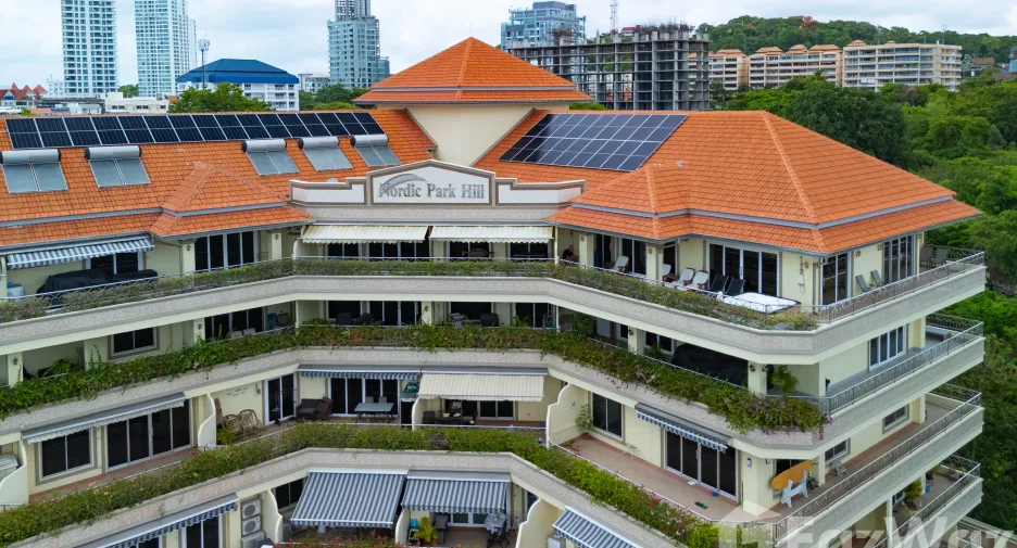 For sale 3 bedrooms apartment in Pratumnak, Pattaya