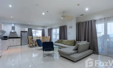 For sale 3 bedrooms apartment in Pratumnak, Pattaya