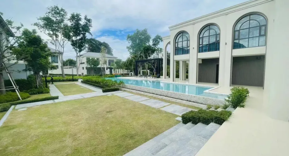 For sale and for rent 4 bedrooms villa in East Pattaya, Pattaya