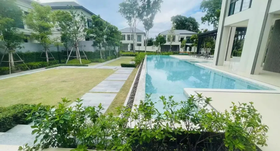 For sale and for rent 4 bedrooms villa in East Pattaya, Pattaya