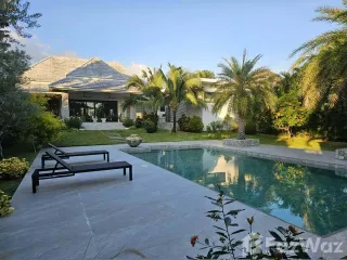 For sale 4 bedrooms villa in Mueang Phuket, Phuket