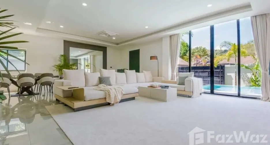 For sale 5 bedrooms villa in Mueang Phuket, Phuket
