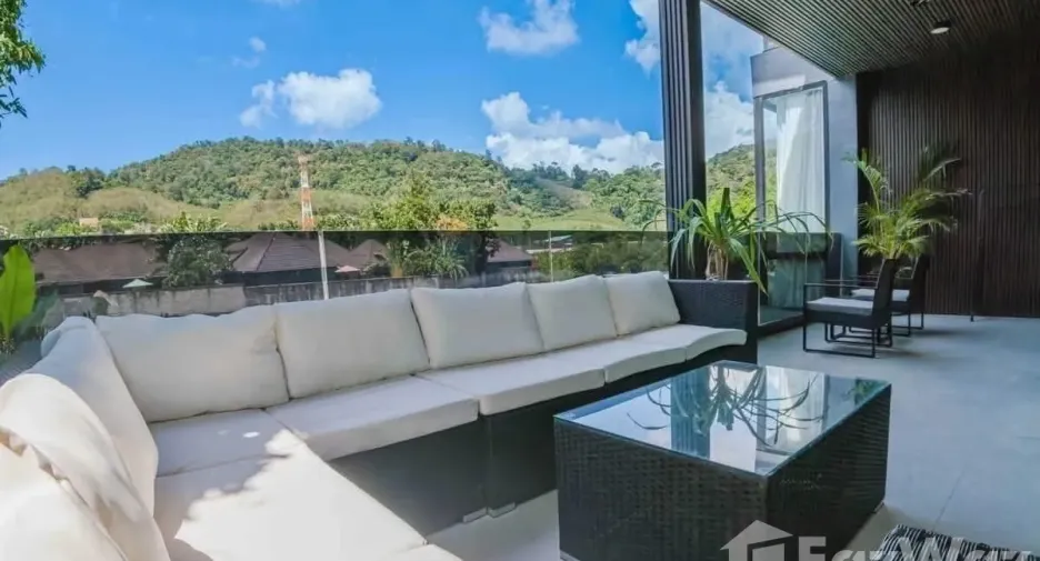 For sale 5 bedrooms villa in Mueang Phuket, Phuket