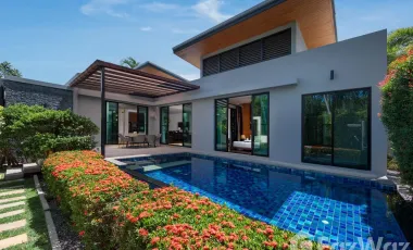 À louer 4 chambres villa à Mueang Phuket, Phuket