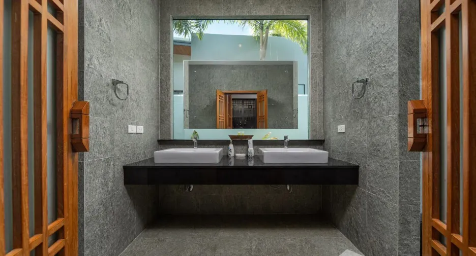À louer 4 chambres villa à Mueang Phuket, Phuket