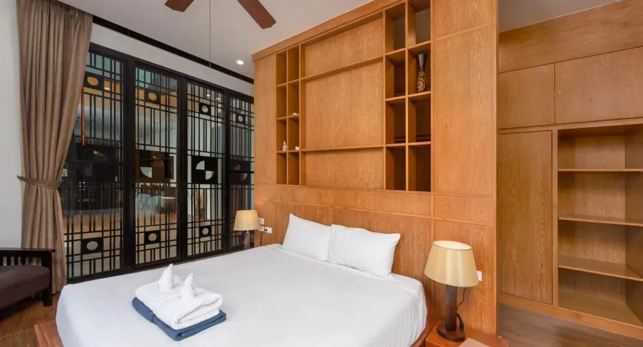 À louer 4 chambres villa à Mueang Phuket, Phuket