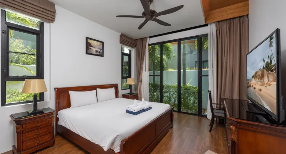 À louer 4 chambres villa à Mueang Phuket, Phuket