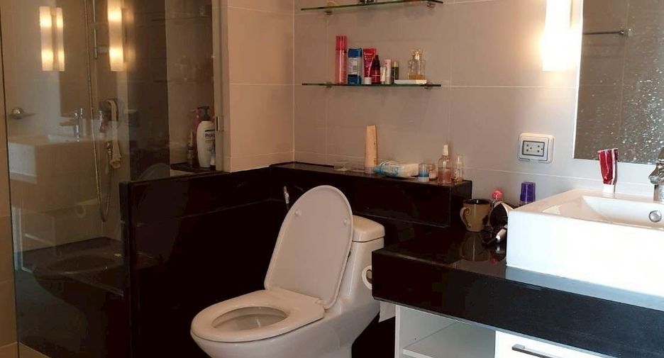 Condo en venta de 2 habitaciones en Bang Kho Laem, Bangkok