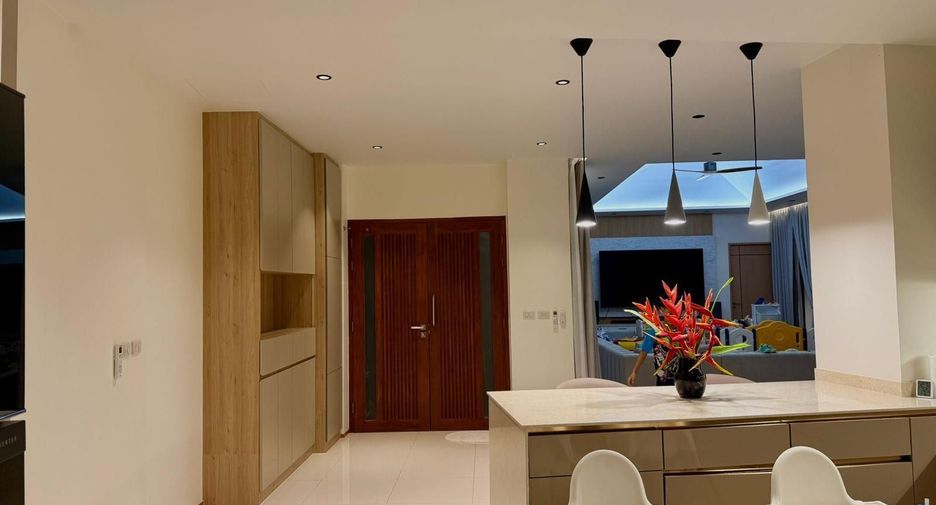 Villa zur Miete mit 4 Zimmer in Mueang Phuket, Phuket