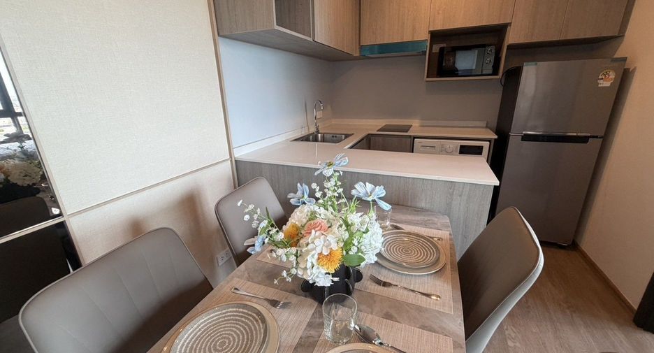 Wohnung zur Miete mit 2 Zimmer in Phaya Thai, Bangkok