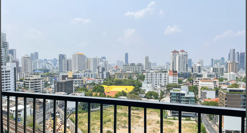 À louer 1 chambre condo à Khlong Toei, Bangkok