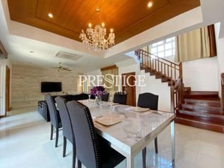Haus zur Miete mit 5 Zimmer in Bang Lamung, Chonburi