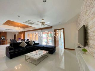 Haus zur Miete mit 5 Zimmer in Bang Lamung, Chonburi