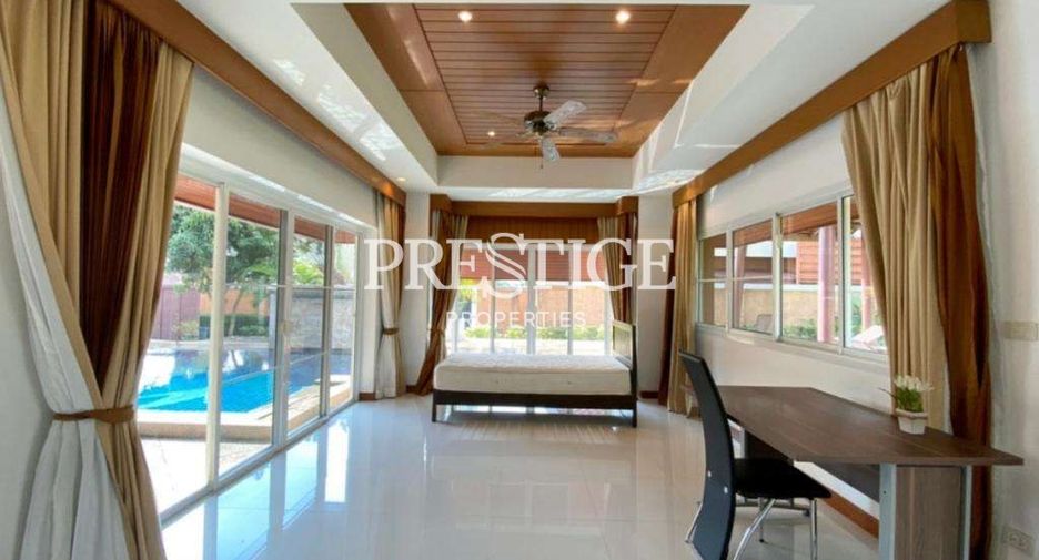 Casa en alquiler de 5 habitaciones en East Pattaya, Pattaya