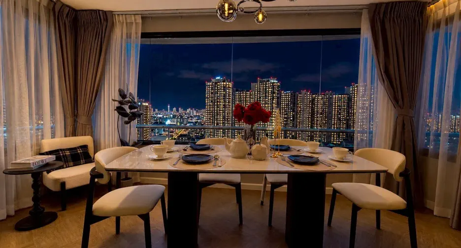 Condo en venta de 2 habitaciones en Huai Khwang, Bangkok