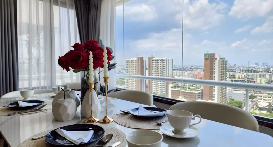 Condo en venta de 2 habitaciones en Huai Khwang, Bangkok