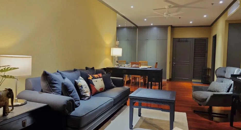 Wohnung zur Miete mit 1 Zimmer in Khlong San, Bangkok