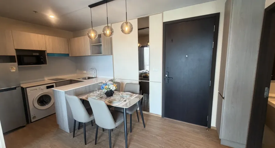 Wohnung zur Miete mit 2 Zimmer in Phaya Thai, Bangkok