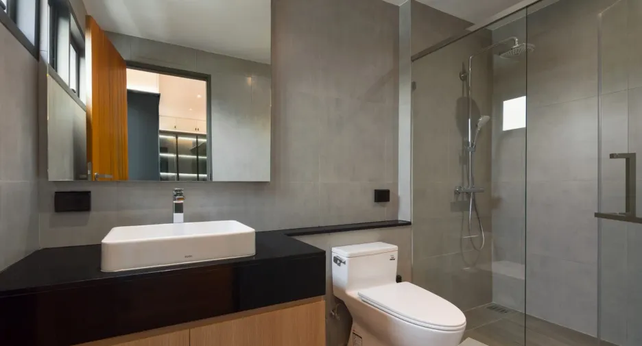For sale 3 bedrooms villa in Huai Khwang, Bangkok