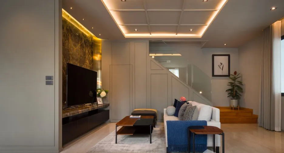 For sale 3 bedrooms villa in Huai Khwang, Bangkok